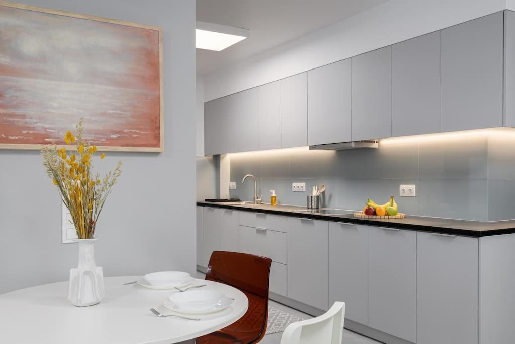 Stylish Studio Downtown Atenas Exterior foto